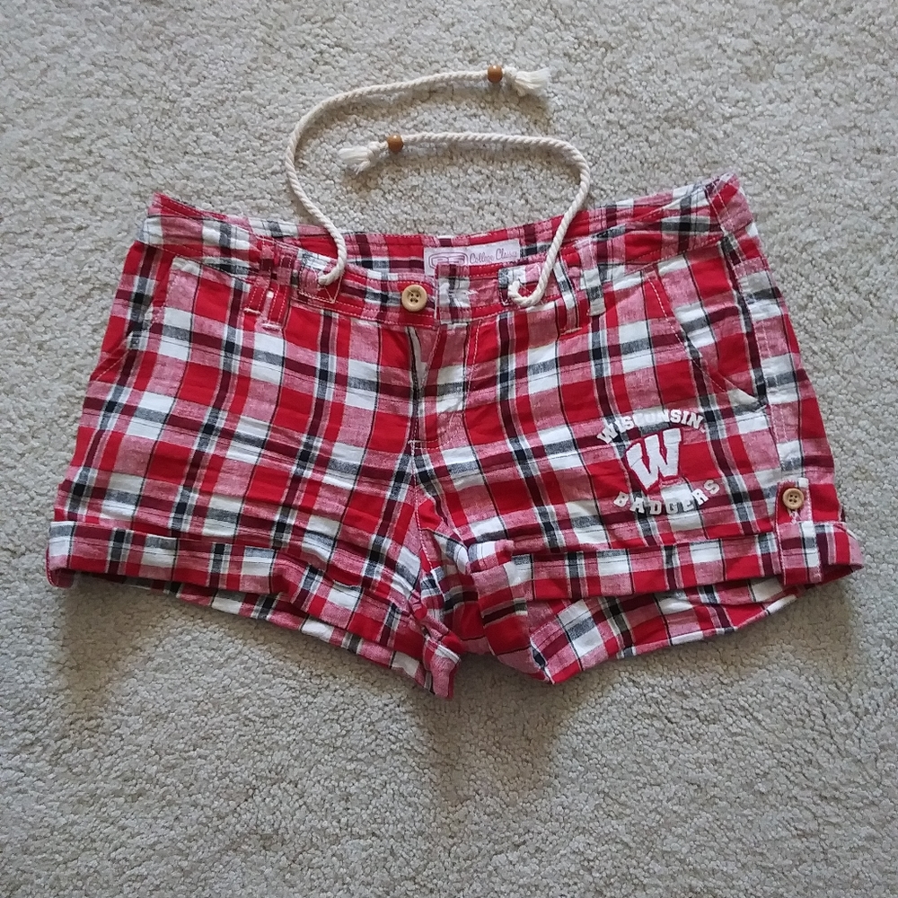 University of Wisconsin shorts size 7. With Logo